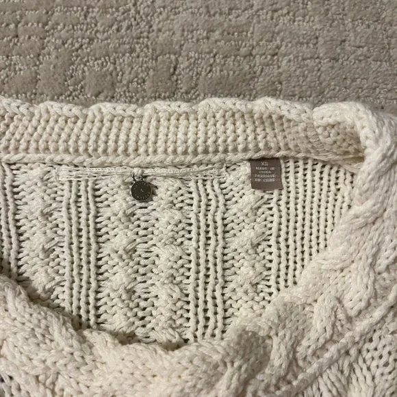 Knitted & Knotted Women's Cream and navy  Sweater size XS - Picture 2 of 4